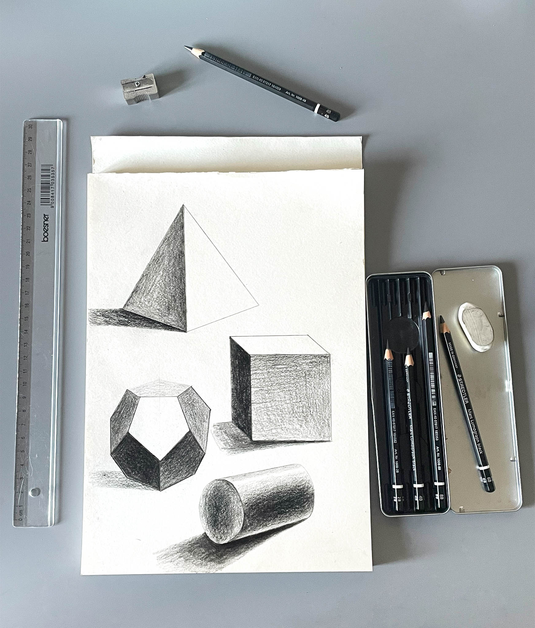 drawing of geometric objects in pencil